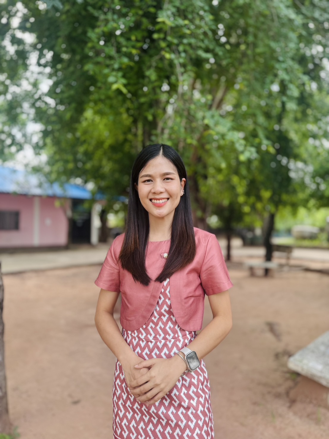 นางสาวเมษา โพธิ์สุวรรณ