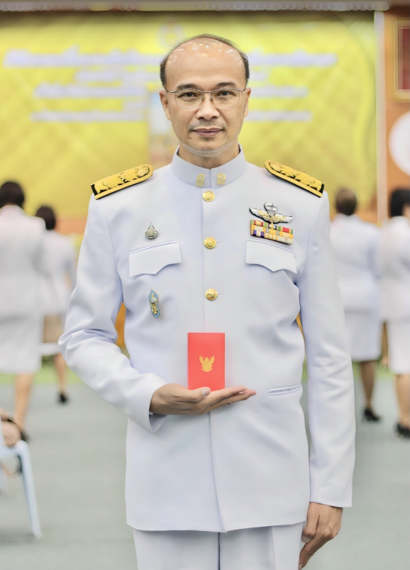 นายบุญหลาย  หวานเพราะ