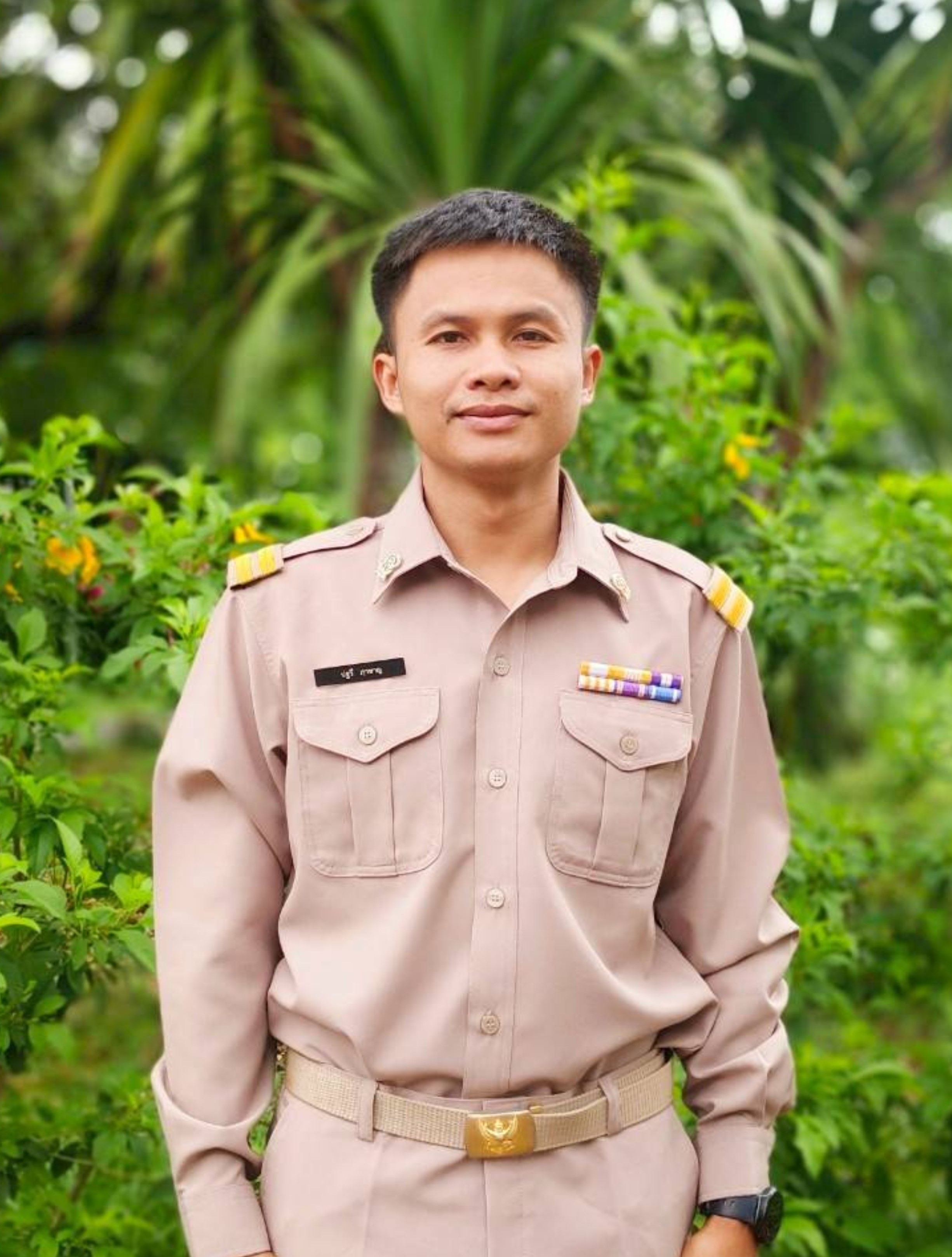 นายปฐวี  ฦๅหาญ
