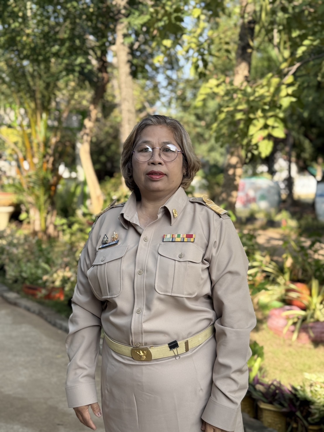นางนภาพร  แก่นโสม