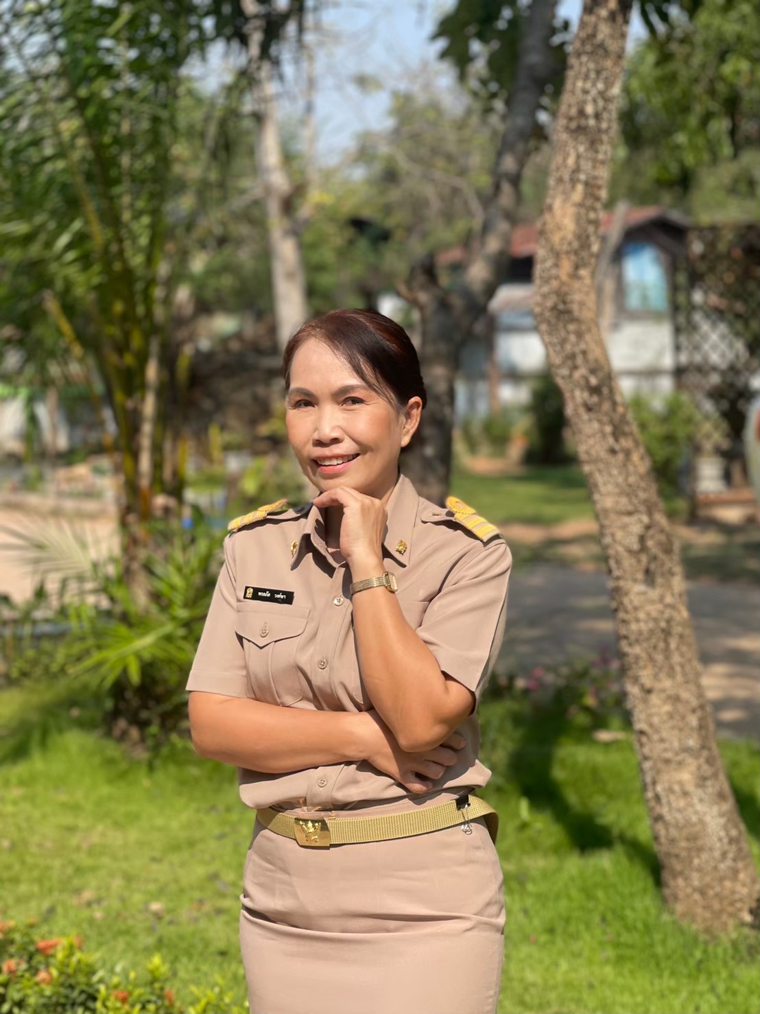 นางพรลภัส วงศ์ษา