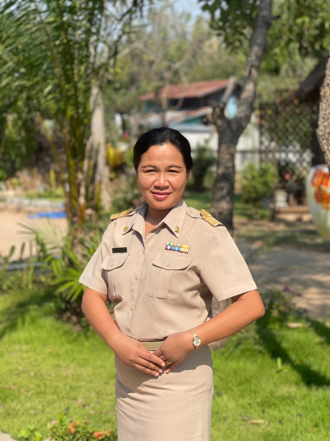 นางมลิวัล  แสงชารี
