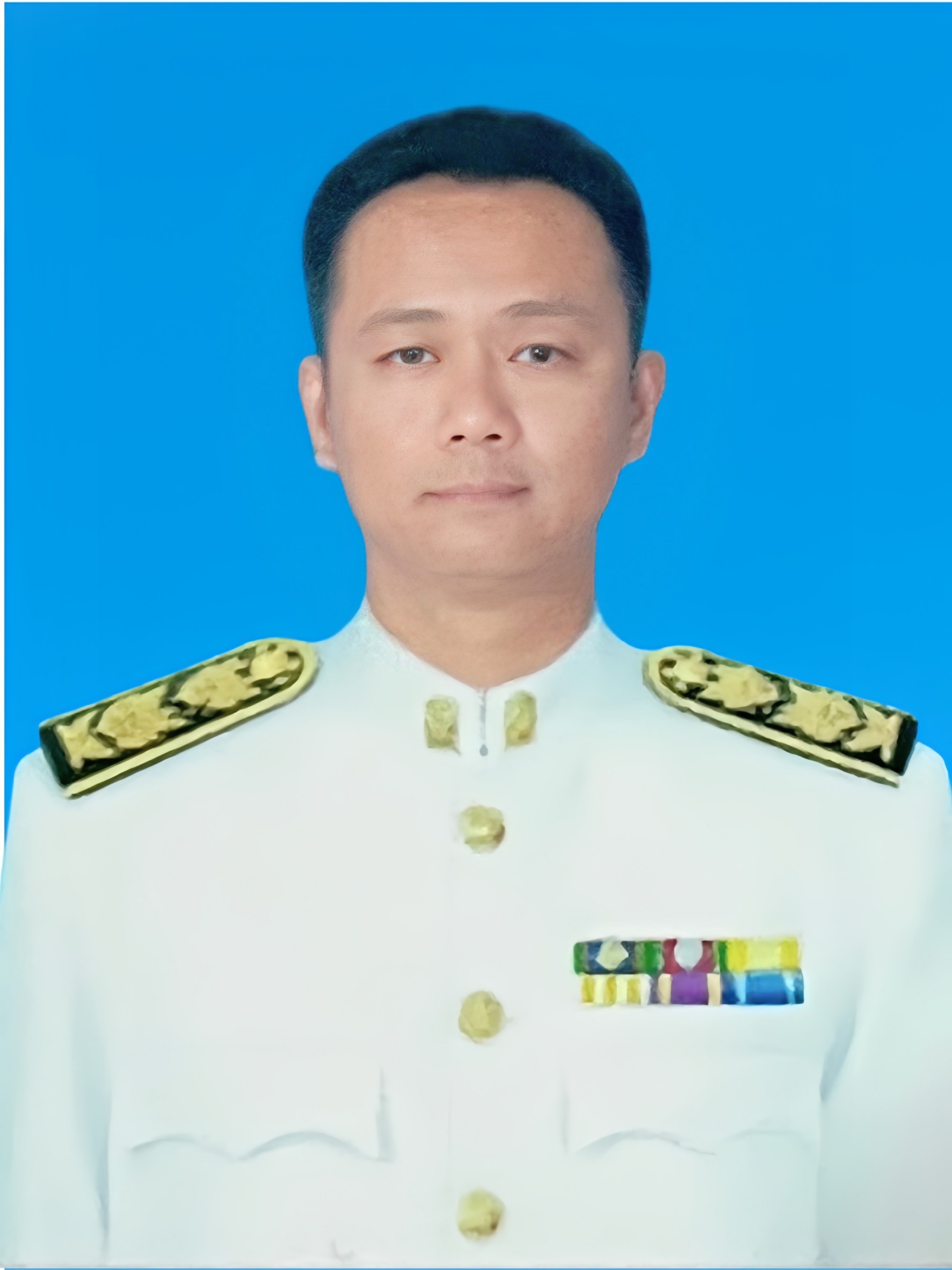 นายคณิน  โชติจันทร์