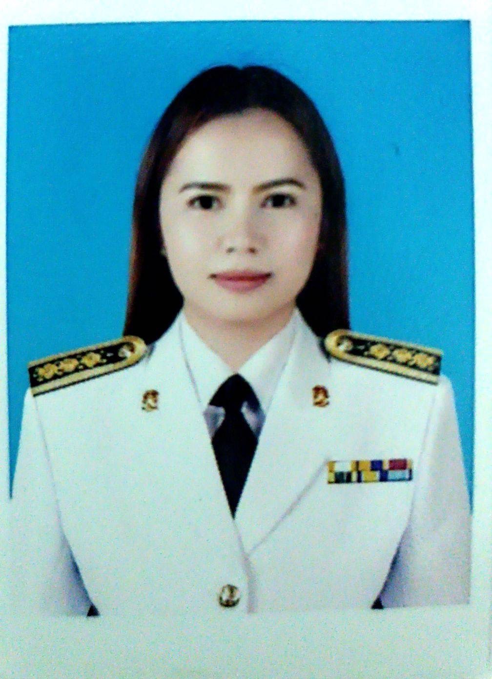นางสาวลัดดา คุณทะวงษ์