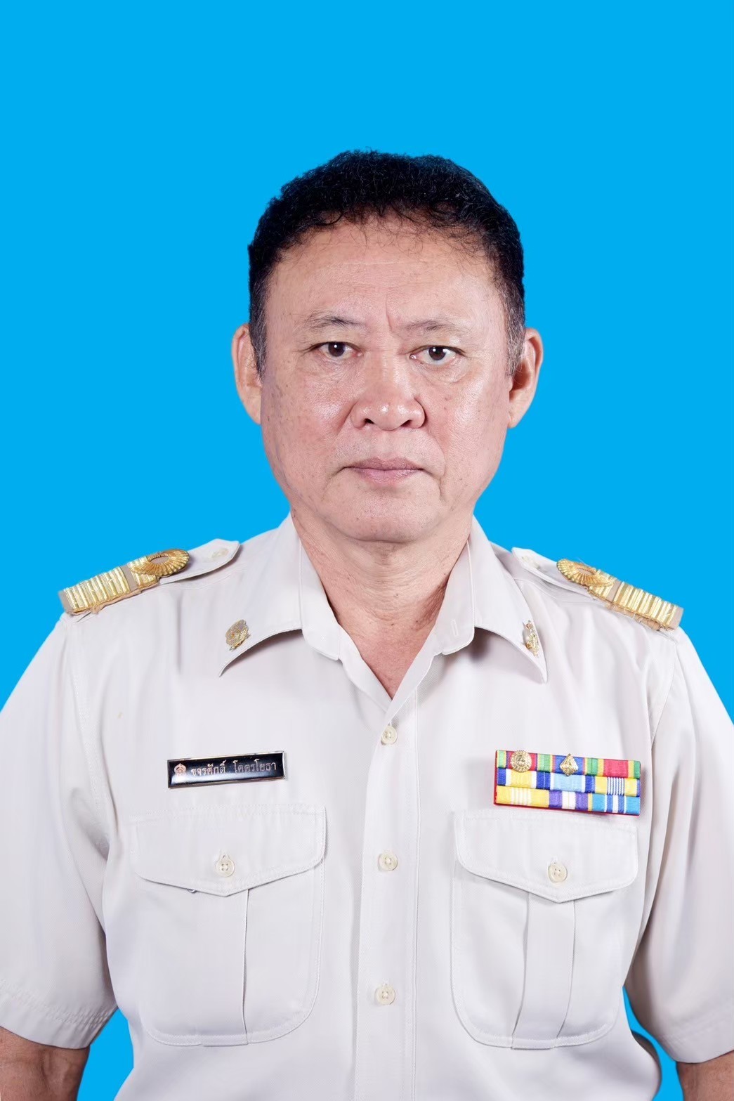 นายขจรศักดิ์ โคตรโยธา