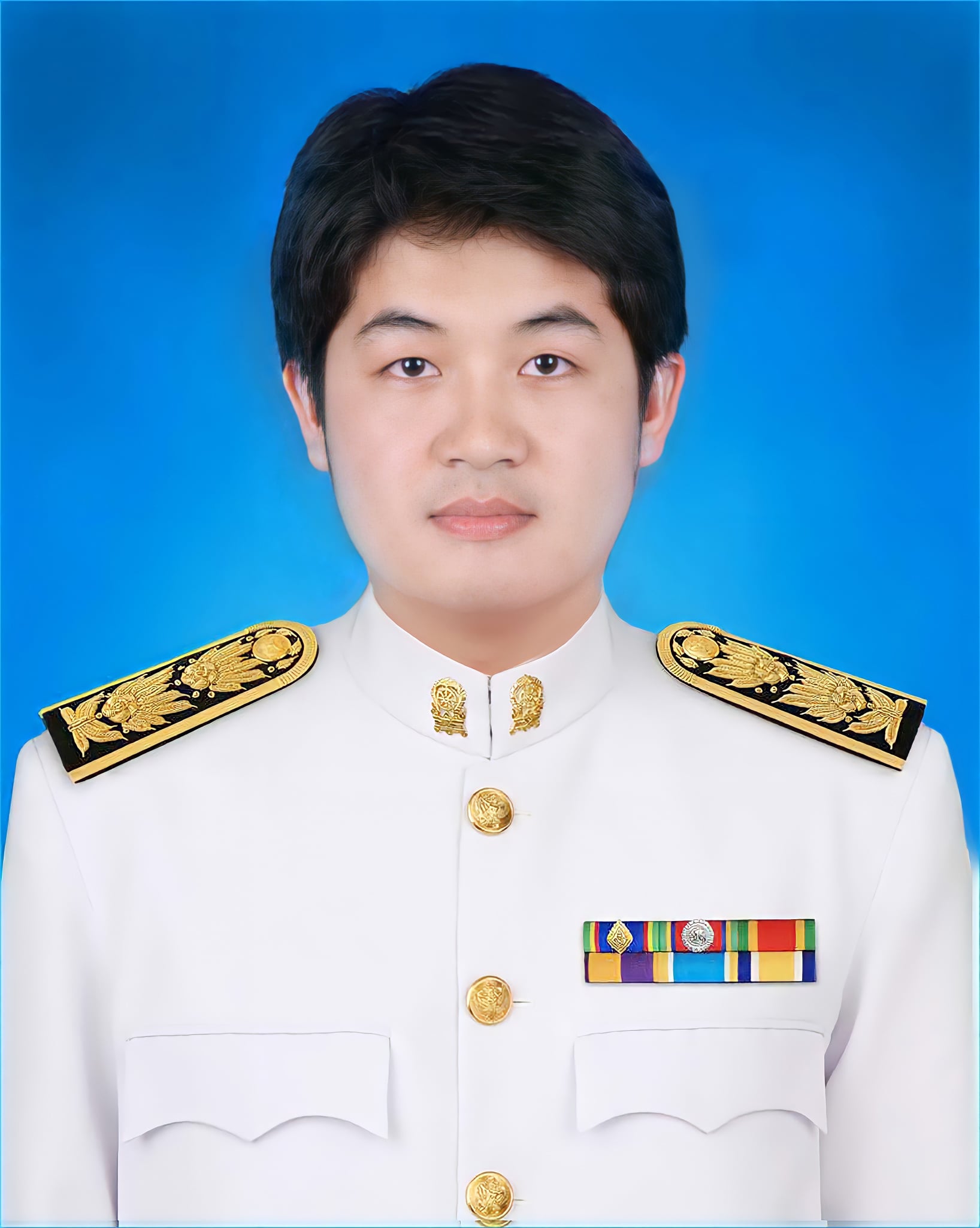 นายสุรไกร หานะกุล