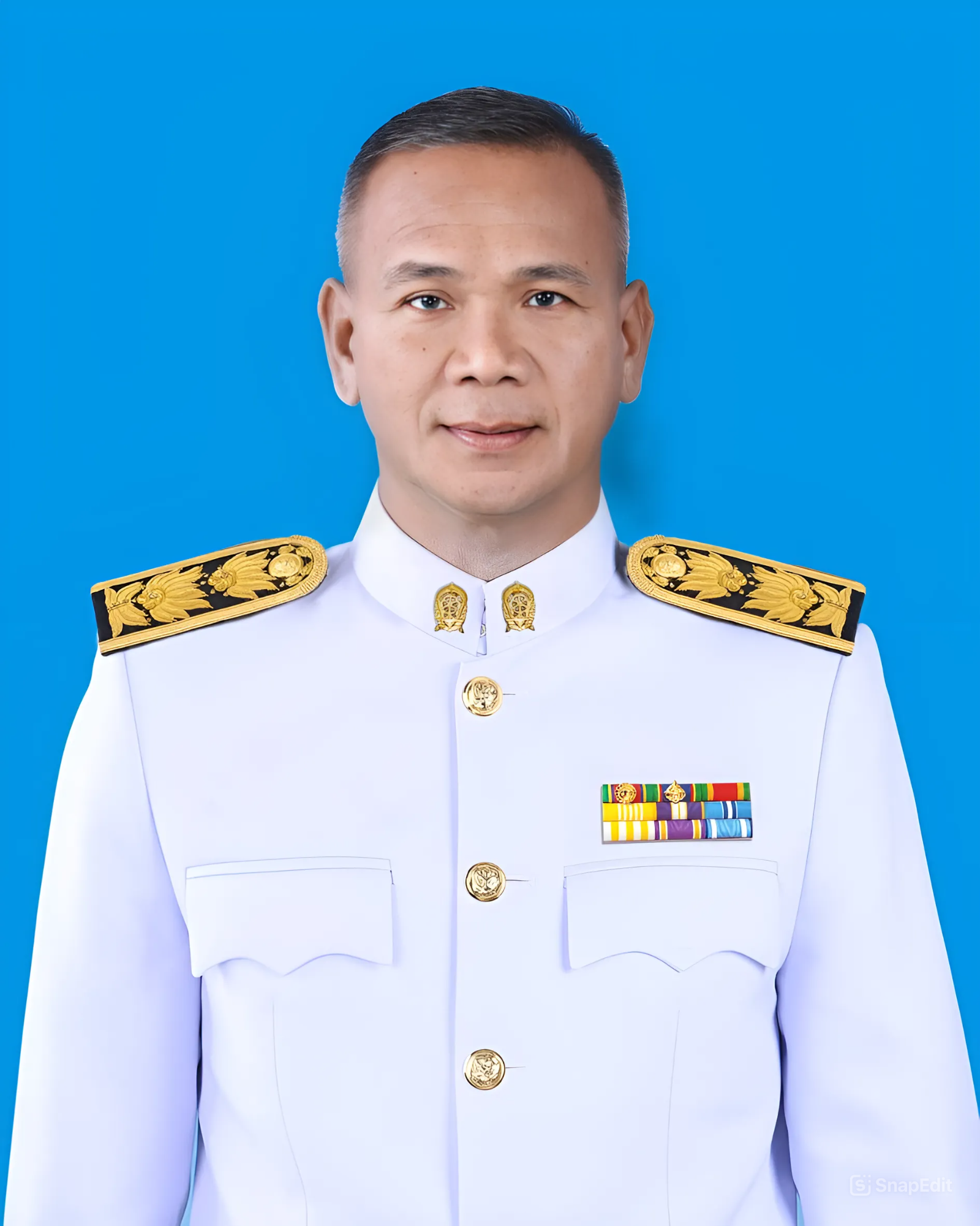 นายรุ่งเรือง โพธิ์ตะศรี