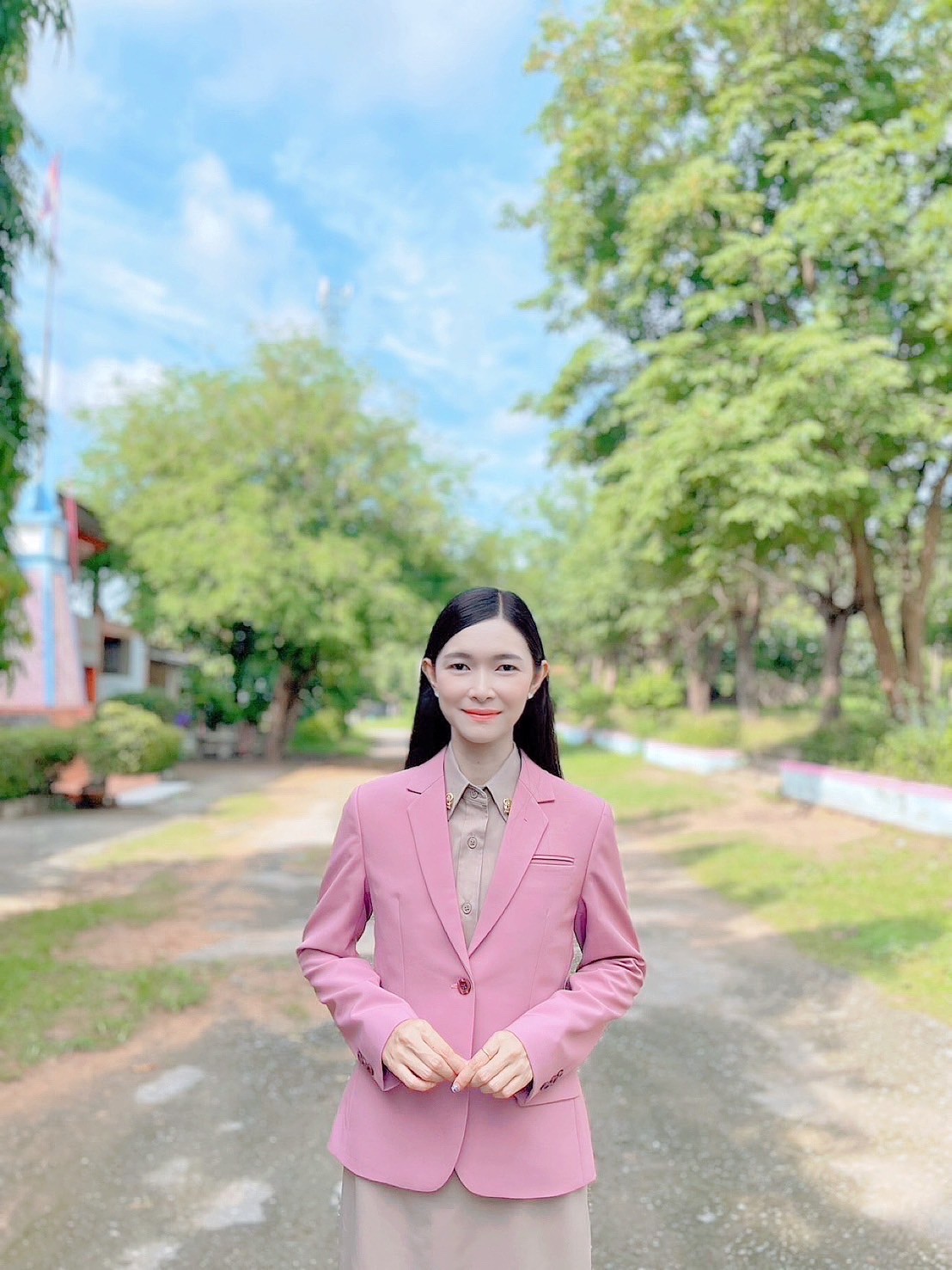 นางสาวธัญญาลักษณ์ หงส์สิงห์