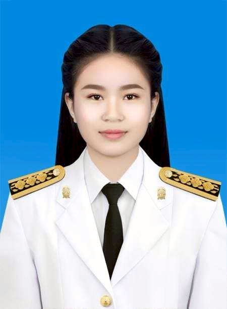 นางสาวทัสพรรณ  ภูตะโชติ