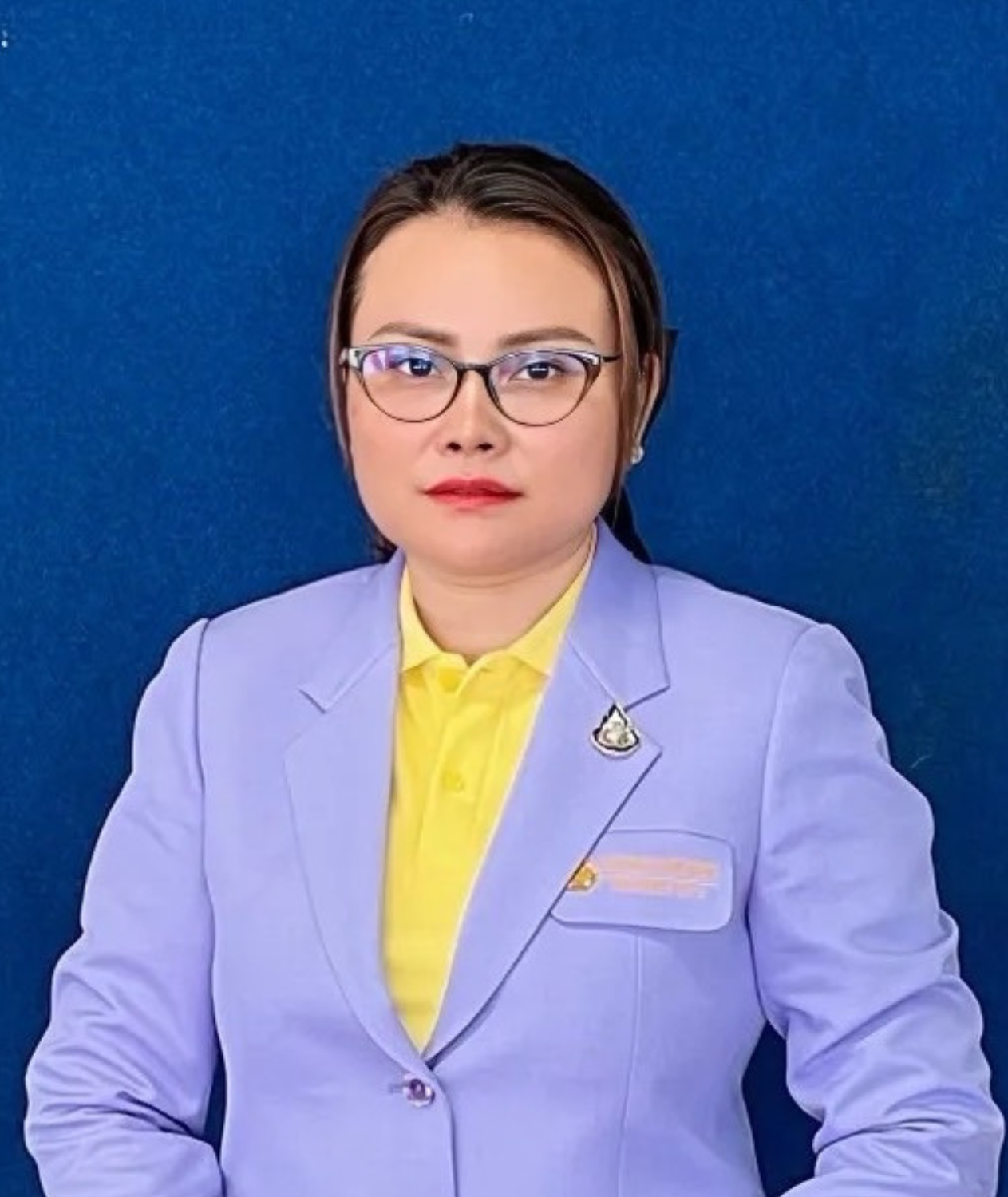 นางสาวธัญมล ศรีโคตร