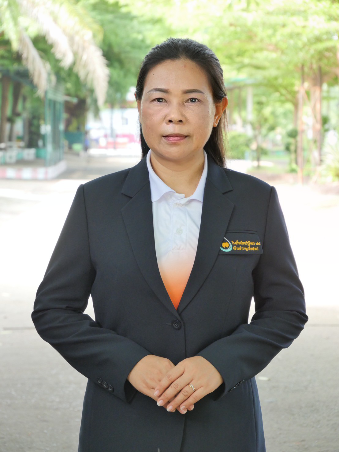 นางขวัญตา กุลเสรี