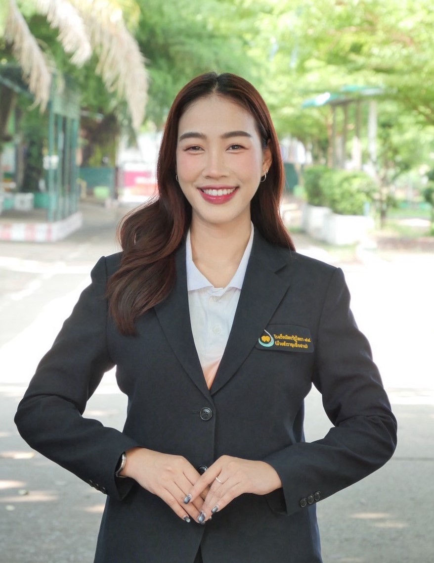 นางสาวพิชยดา เฉลิมแสน